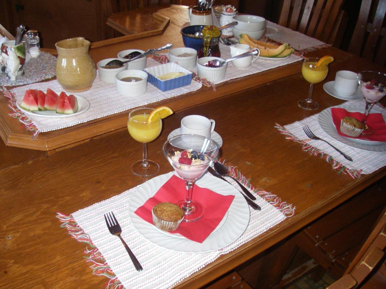 Bed and Breakfast Au Vieux Foyer à St-Pierre-de-l'Île-d'Orléans Extérieur photo