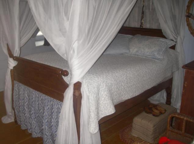 Bed and Breakfast Au Vieux Foyer à St-Pierre-de-l'Île-d'Orléans Extérieur photo